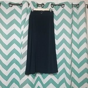 Navy blue maxi skirt Size medium
